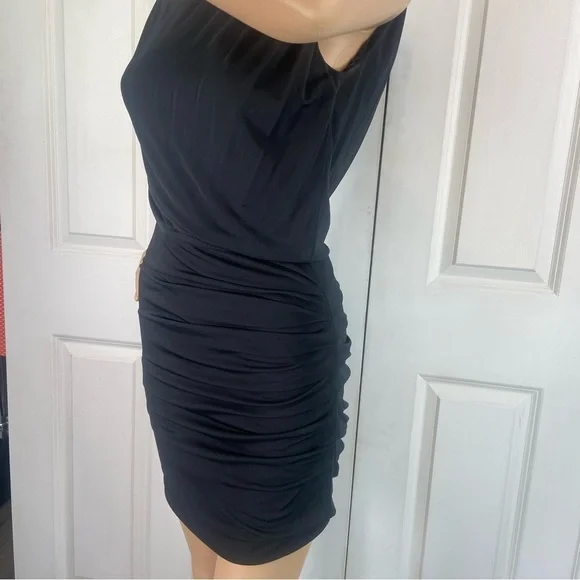 Halston Heritage Black Off-the-Shoulder Ruched Stretchy Lined Cocktail Dress - Picture 7 of 17